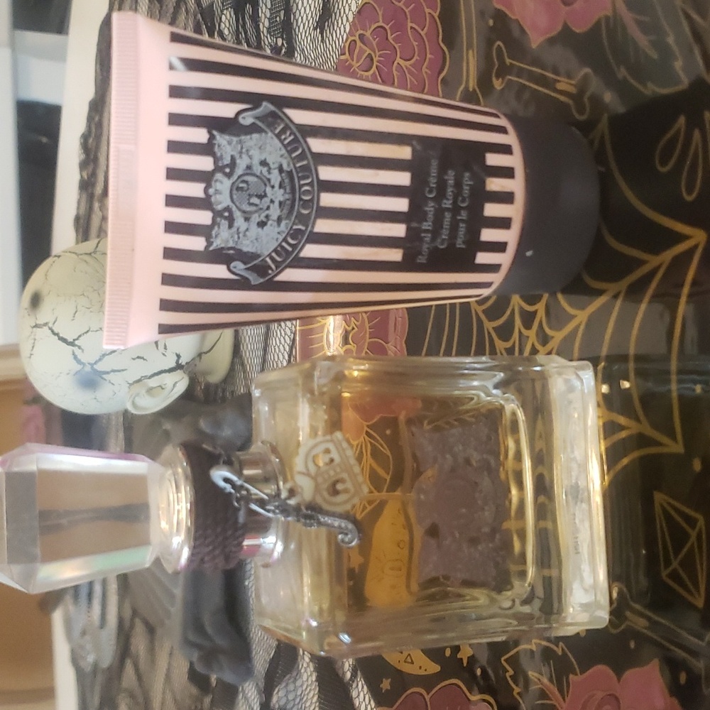 Set of Juicy couture 3.7oz perfume and juicy royal body creme 4.2oz